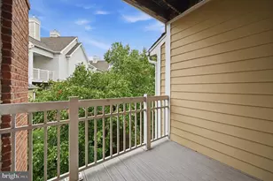 2108 Highcourt Ln, Herndon, VA 20170 - Photo 30