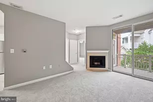 2108 Highcourt Ln, Herndon, VA 20170 - Photo 14