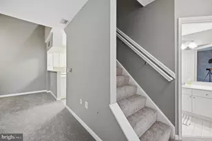 2108 Highcourt Ln, Herndon, VA 20170 - Photo 16
