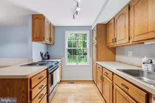 2202 Jester Ct, Reston, VA 20191 - Photo 18