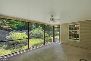 2202 Jester Ct, Reston, VA 20191 - Photo 8