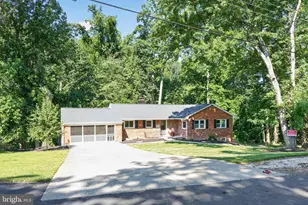 5940 St John Dr, Alexandria, VA 22310 - Photo 2