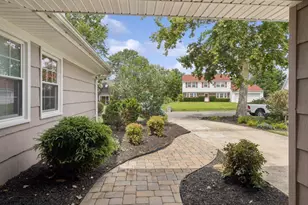 4133 Point Hollow Ln, Fairfax, VA 22033 - Photo 4