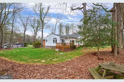 1100 Springvale Road, Great Falls, VA 22066 - Photo 2