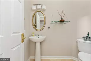 1501 Judd Ct, Herndon, VA 20170 - Photo 18