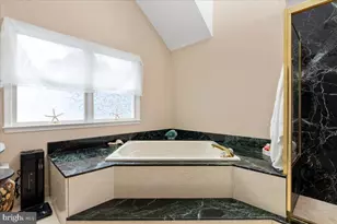 1501 Judd Ct, Herndon, VA 20170 - Photo 28