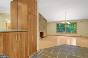 6030 Berwynd Rd, Fairfax, VA 22030 - Photo 2