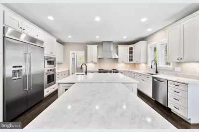 8404 Stonewall Drive, Vienna, VA 22180 - Photo 22