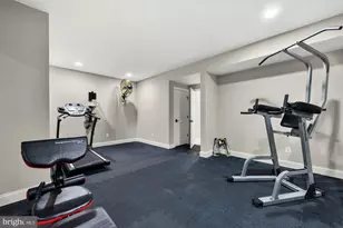 8404 Stonewall Dr, Vienna, VA 22180 - Photo 62