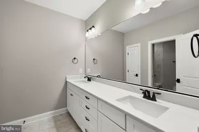 8404 Stonewall Drive, Vienna, VA 22180 - Photo 44