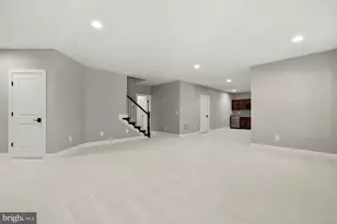 8404 Stonewall Dr, Vienna, VA 22180 - Photo 52