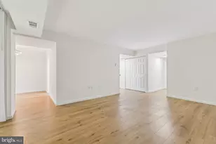 1554 Northgate Square, Reston, VA 20190 - Photo 14