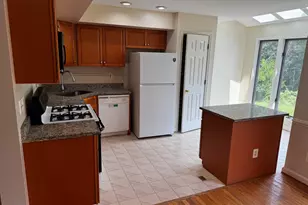 3706 Farmland Dr, Fairfax, VA 22033 - Photo 6