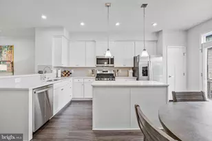 2736 Velocity Rd, Herndon, VA 20171 - Photo 10
