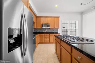 8303 Allerdale Ct, Lorton, VA 22079 - Photo 12