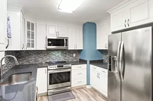 4453 Holly Ave, Fairfax, VA 22030 - Photo 14