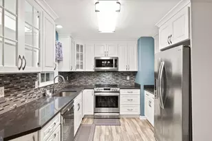 4453 Holly Ave, Fairfax, VA 22030 - Photo 10