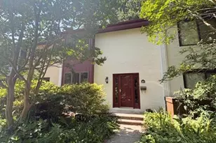 2071 Golf Course Dr, Reston, VA 20191 - Photo 2