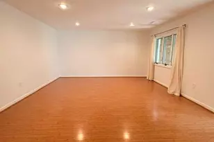 2071 Golf Course Dr, Reston, VA 20191 - Photo 34