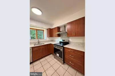 2071 Golf Course Drive, Reston, VA 20191 - Photo 10