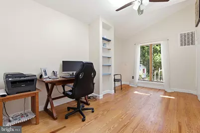 6811 Valley Brook Drive, Falls Church, VA 22042 - Photo 18