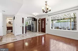 6811 Valley Brook Dr, Falls Church, VA 22042 - Photo 6