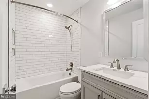 8118 Ainsworth, Springfield, VA 22152 - Photo 4