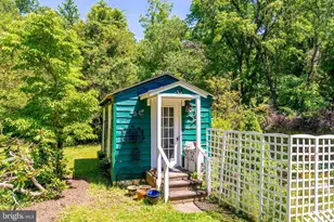 518 Goldsmith Ln, Great Falls, VA 22066 - Photo 20