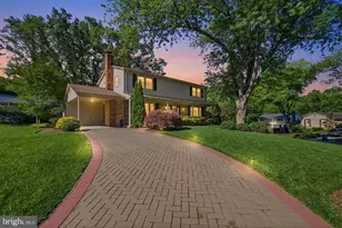 9385 Saddlemount Ct, Springfield, VA 22153 - Photo 4
