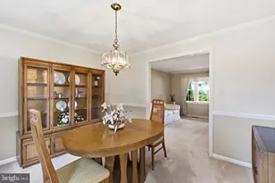 9385 Saddlemount Ct, Springfield, VA 22153 - Photo 14