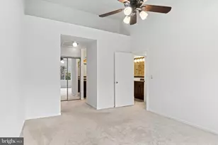 11735 Summerchase Cir, Reston, VA 20194 - Photo 18