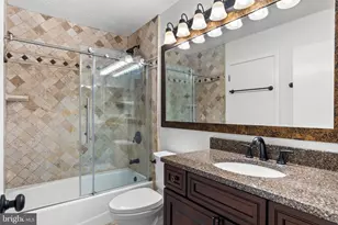 11735 Summerchase Cir, Reston, VA 20194 - Photo 16