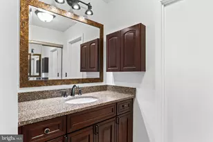 11735 Summerchase Cir, Reston, VA 20194 - Photo 22