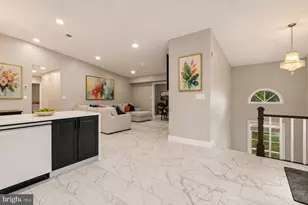 7753 Willow Point Dr, Falls Church, VA 22042 - Photo 8