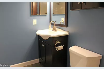 3101 S Manchester Street #713, Falls Church, VA 22044 - Photo 14