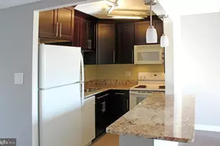 3101 S Manchester St, Falls Church, VA 22044 - Photo 12
