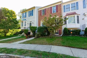 6123 Joust Ln, Alexandria, VA 22315 - Photo 2