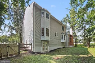 6356 Lee Forest Path, Centreville, VA 20120 - Photo 30