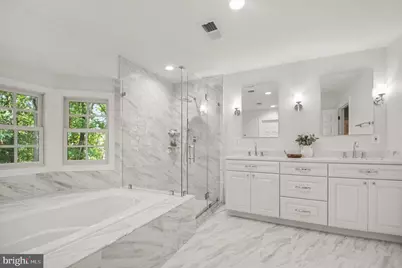 6356 Lee Forest Path, Centreville, VA 20120 - Photo 18