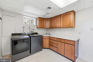 1919 Youngblood St, McLean, VA 22101 - Photo 32