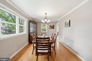 1919 Youngblood St, McLean, VA 22101 - Photo 12