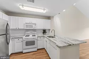 12000 Market St, Reston, VA 20190 - Photo 8