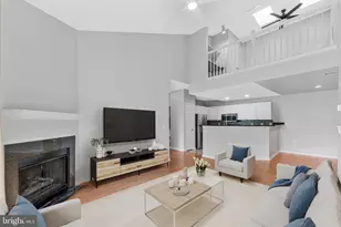 11355 Aristotle Dr, Fairfax, VA 22030 - Photo 10