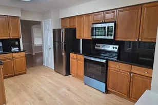6127 Glen Oaks Ct, Springfield, VA 22152 - Photo 6