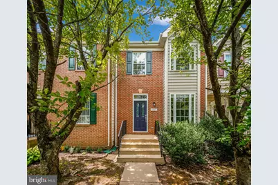 4604 Deerwatch Drive, Chantilly, VA 20151 - Photo 2