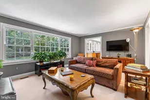 11103 Burywood Ln, Reston, VA 20194 - Photo 8