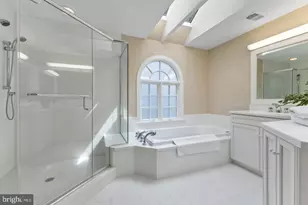 11103 Burywood Ln, Reston, VA 20194 - Photo 30