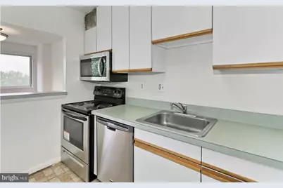 2059 Huntington Avenue #1106, Alexandria, VA 22303 - Photo 10