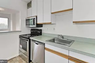 2059 Huntington Ave, Alexandria, VA 22303 - Photo 10