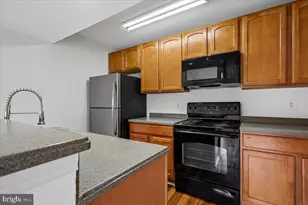 12161 Penderview Terrace, Fairfax, VA 22033 - Photo 8